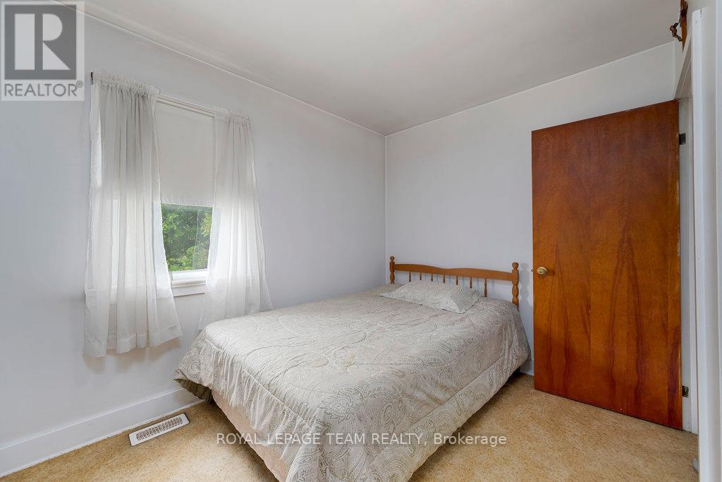 1965 Marchurst Road, Ottawa, Ontario  K2K 1X7 - Photo 19 - X12235755
