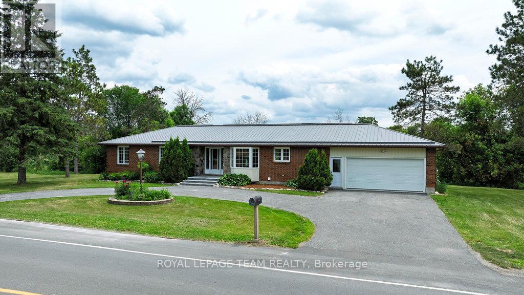 Property at 517 DONALD B. MUNRO DRIVE image 1