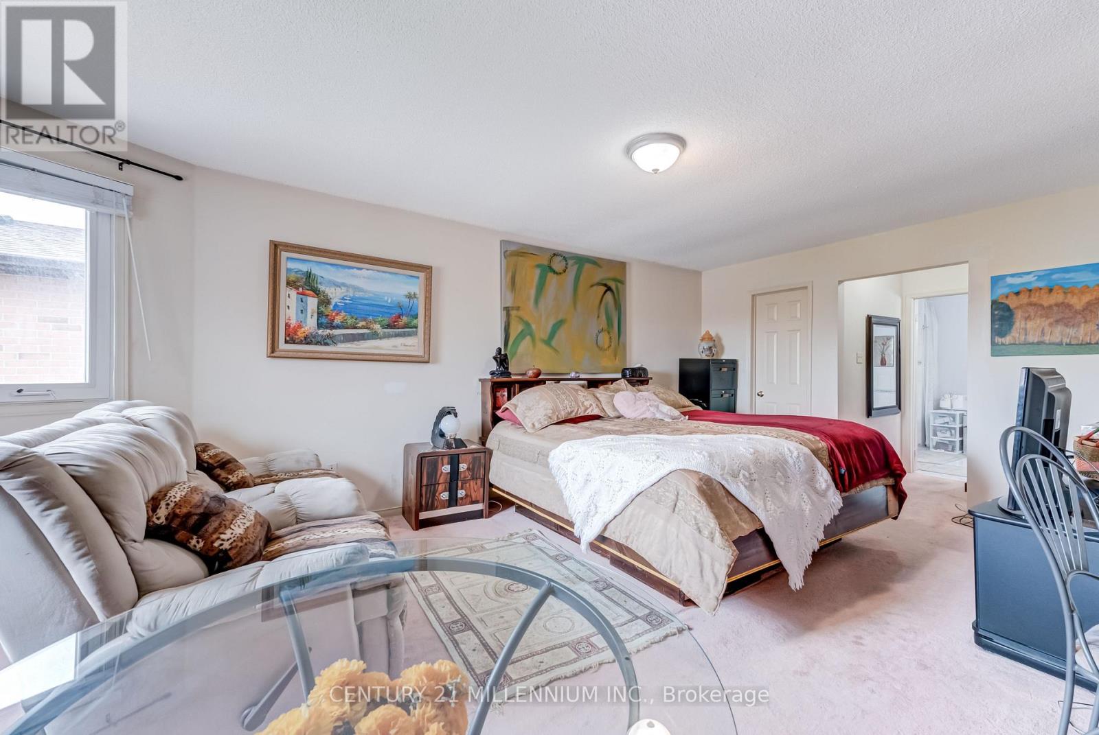 61 Castlehill Road, Brampton, Ontario  L6X 4C9 - Photo 16 - W12235084