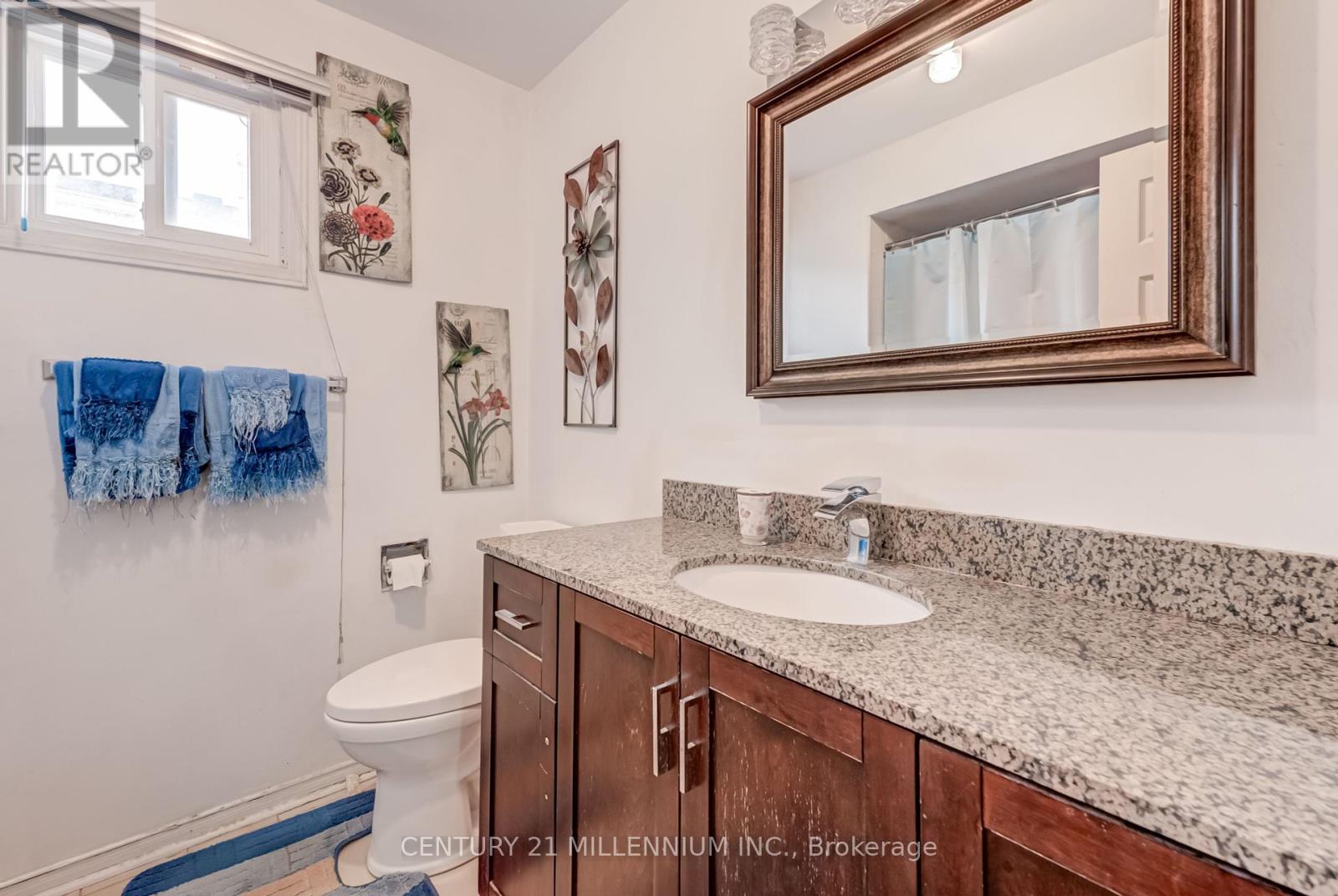 61 Castlehill Road, Brampton, Ontario  L6X 4C9 - Photo 23 - W12235084