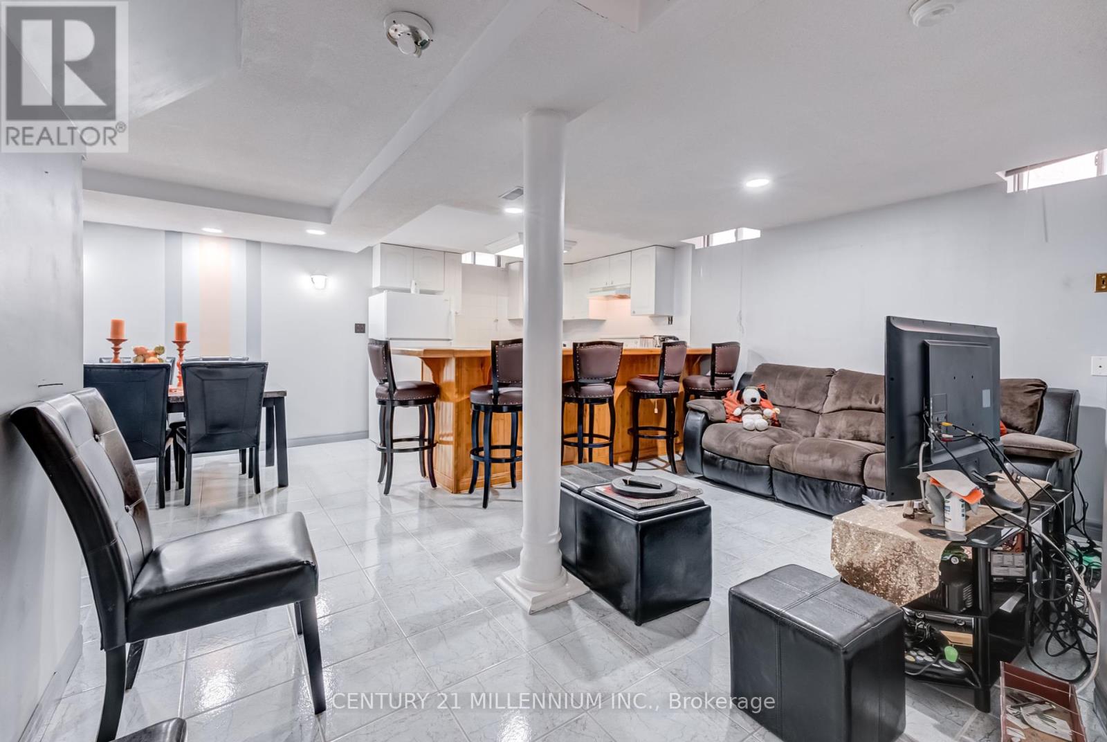61 Castlehill Road, Brampton, Ontario  L6X 4C9 - Photo 28 - W12235084