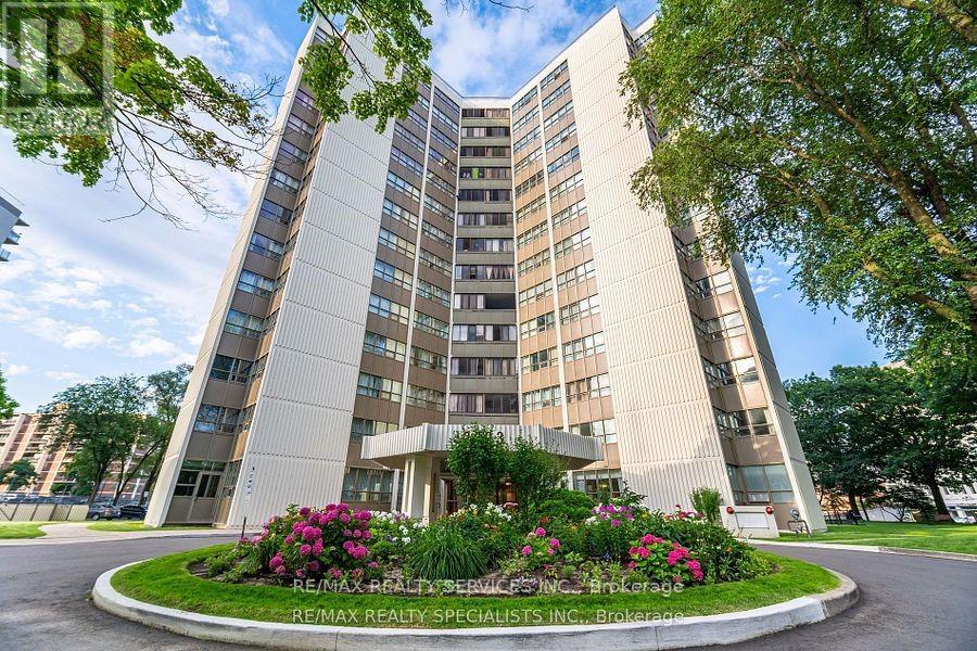 706 - 2323 CONFEDERATION PARKWAY, Mississauga, Ontario
