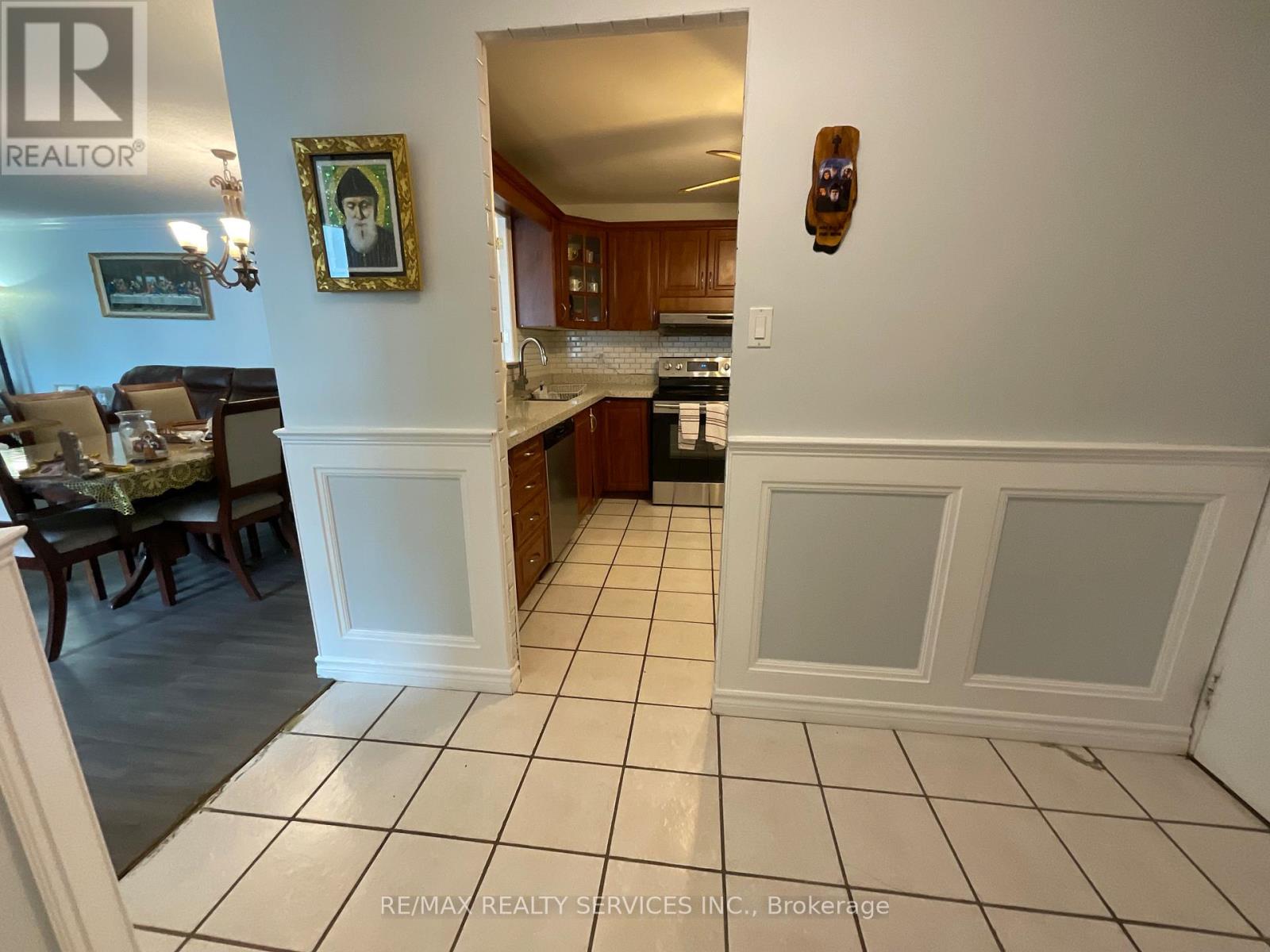 706 - 2323 Confederation Parkway, Mississauga, Ontario  L5B 1R6 - Photo 12 - W12235298