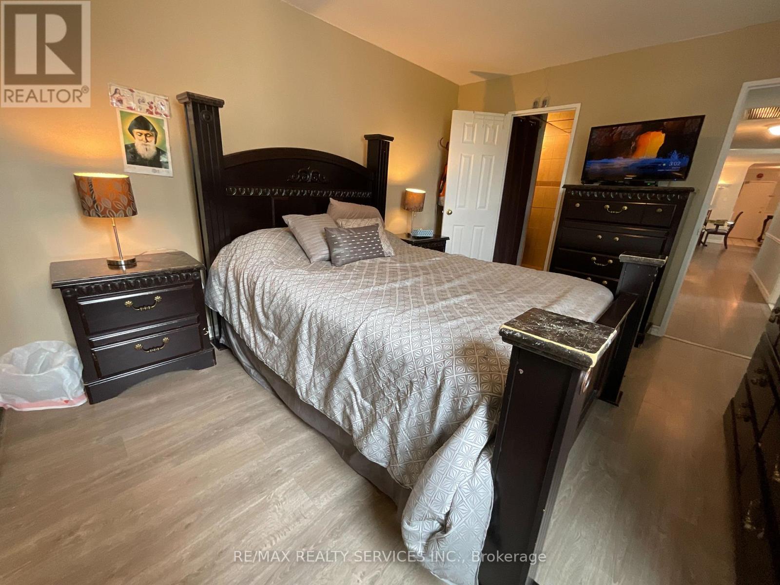 706 - 2323 Confederation Parkway, Mississauga, Ontario  L5B 1R6 - Photo 25 - W12235298