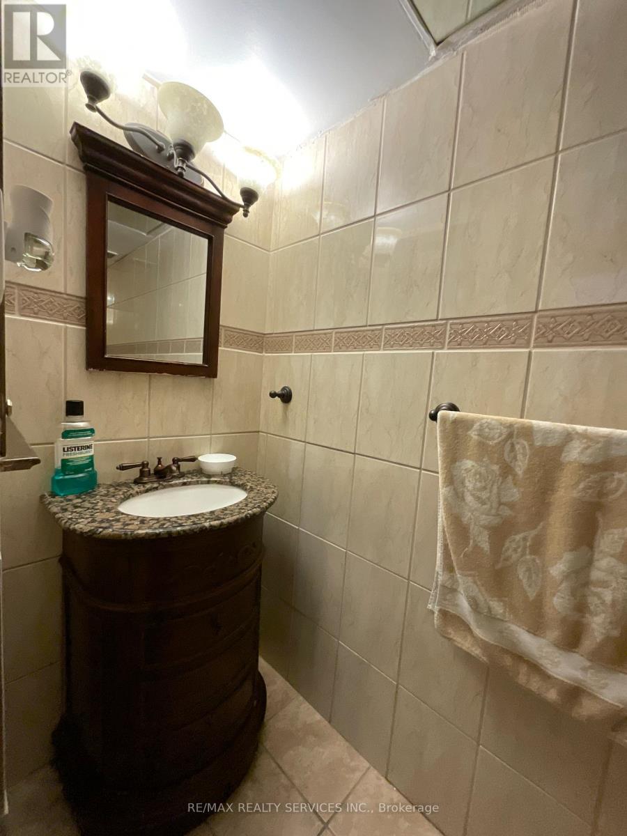 706 - 2323 Confederation Parkway, Mississauga, Ontario  L5B 1R6 - Photo 31 - W12235298