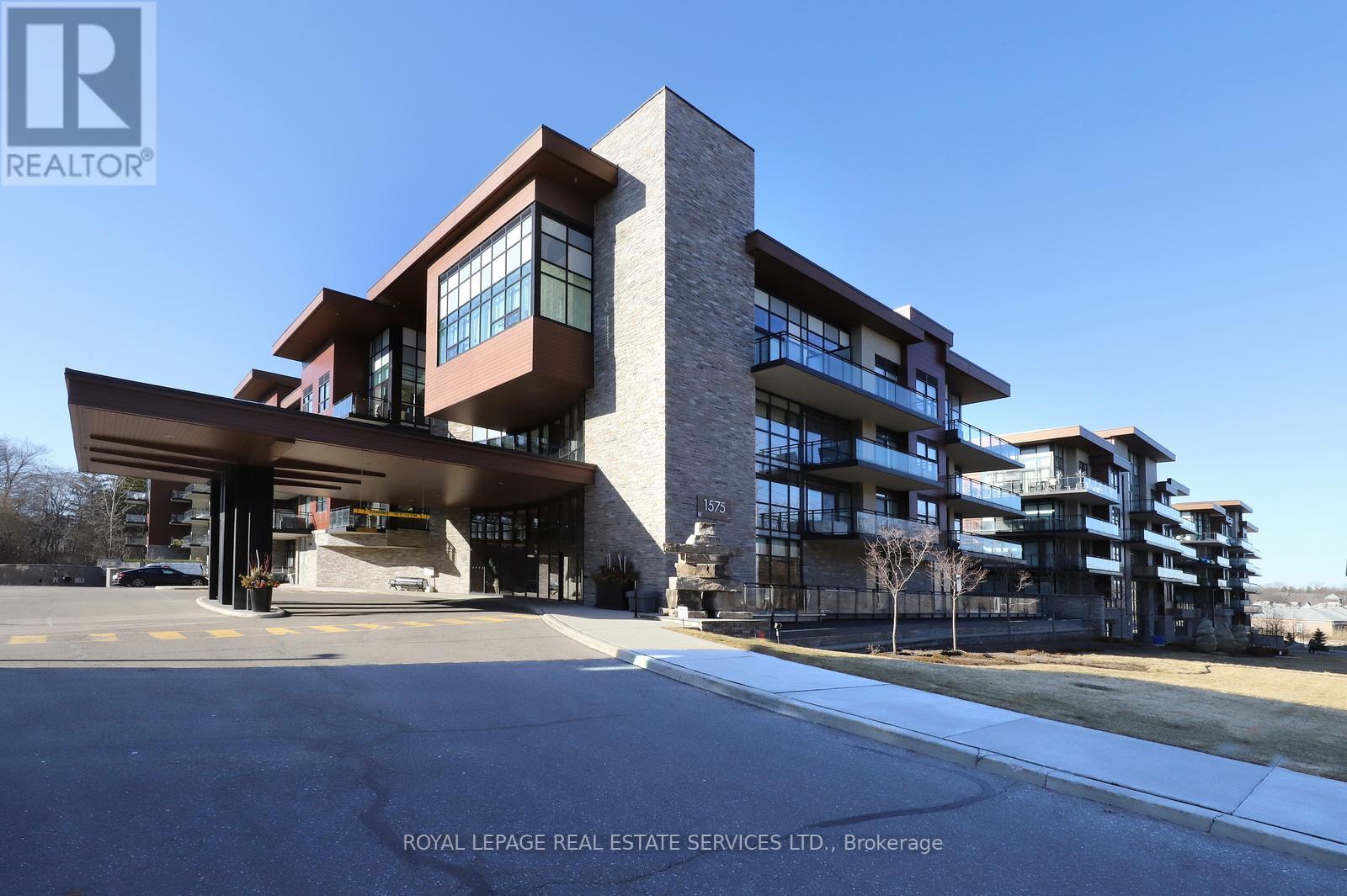 Property at 433 - 1575 LAKESHORE ROAD W image 1