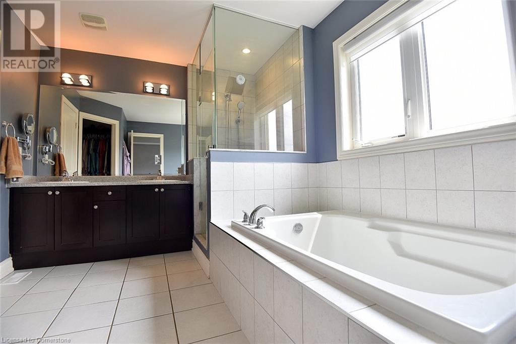 82 Chaumont Drive, Stoney Creek, Ontario  L8J 1K5 - Photo 32 - 40743628