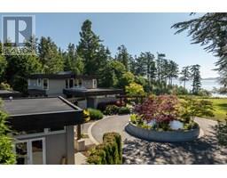 5605 Parker Ave Cordova Bay, Saanich, Ca