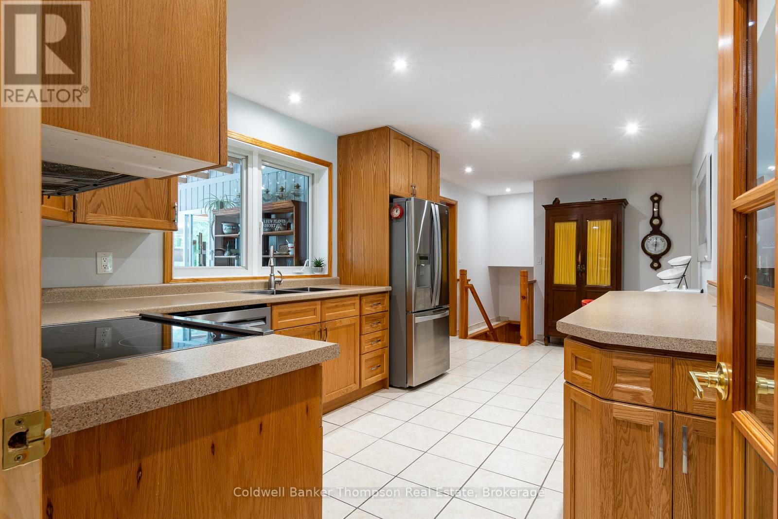 57 Hiawatha Drive, Huntsville, Ontario  P0B 1L0 - Photo 9 - X12235800