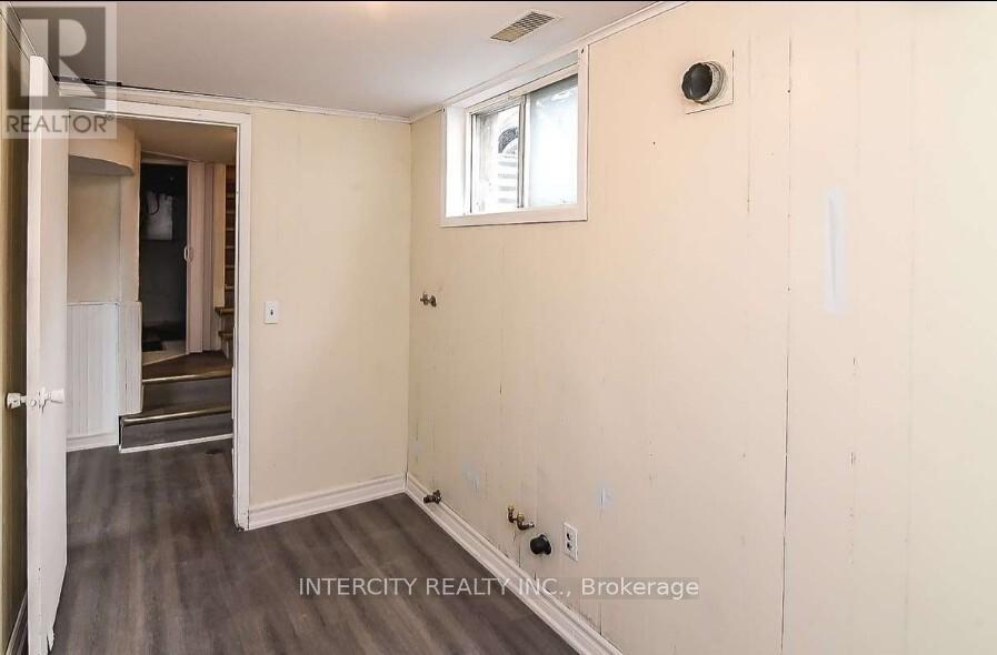 11 Sauer Avenue, Welland, Ontario  L3B 5H1 - Photo 24 - X12235108