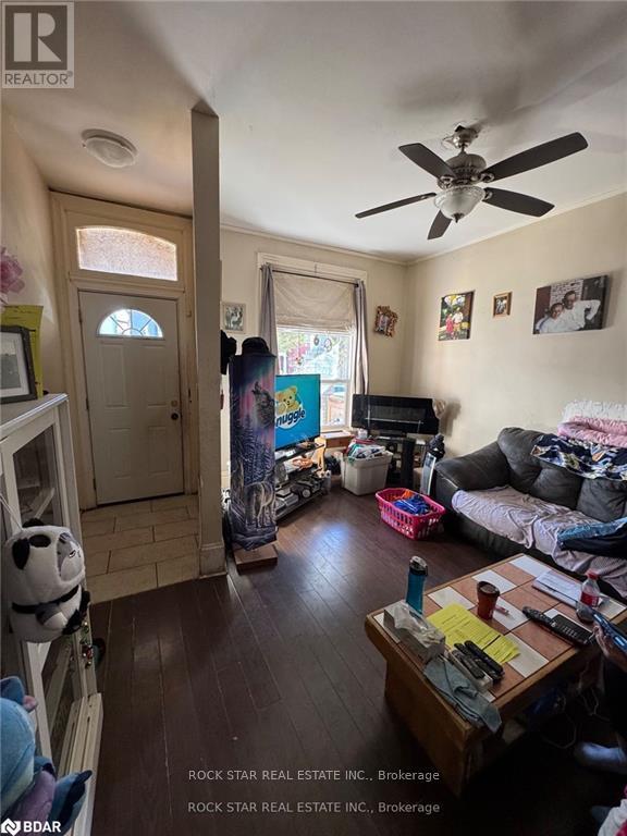 Property at 73 CATHCART STREET image 3