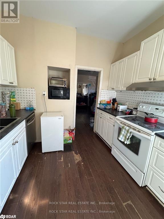 Property at 73 CATHCART STREET image 5