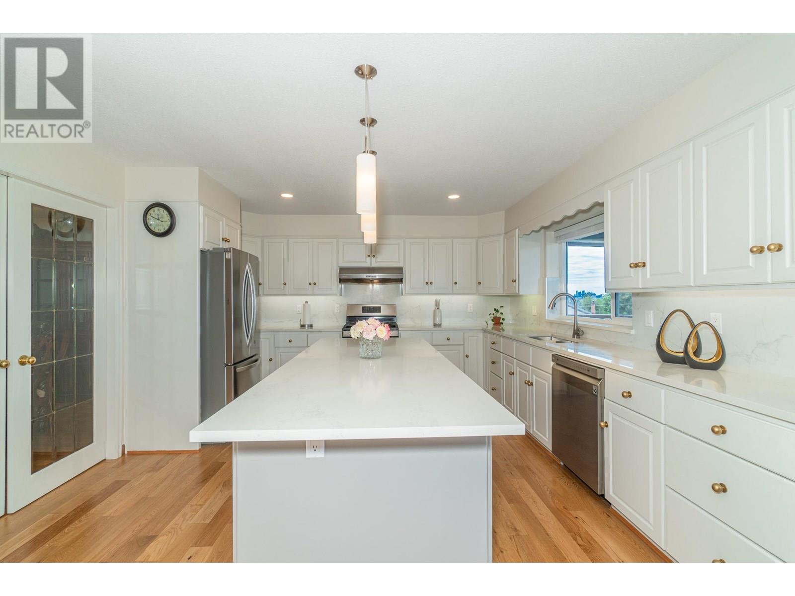 Property at 7378 UNION STREET image 5