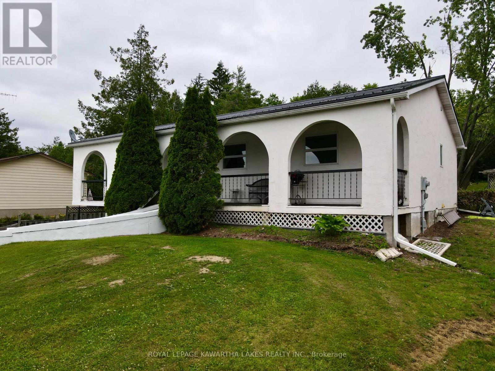 Property at 835 CEDAR GLEN ROAD image 5