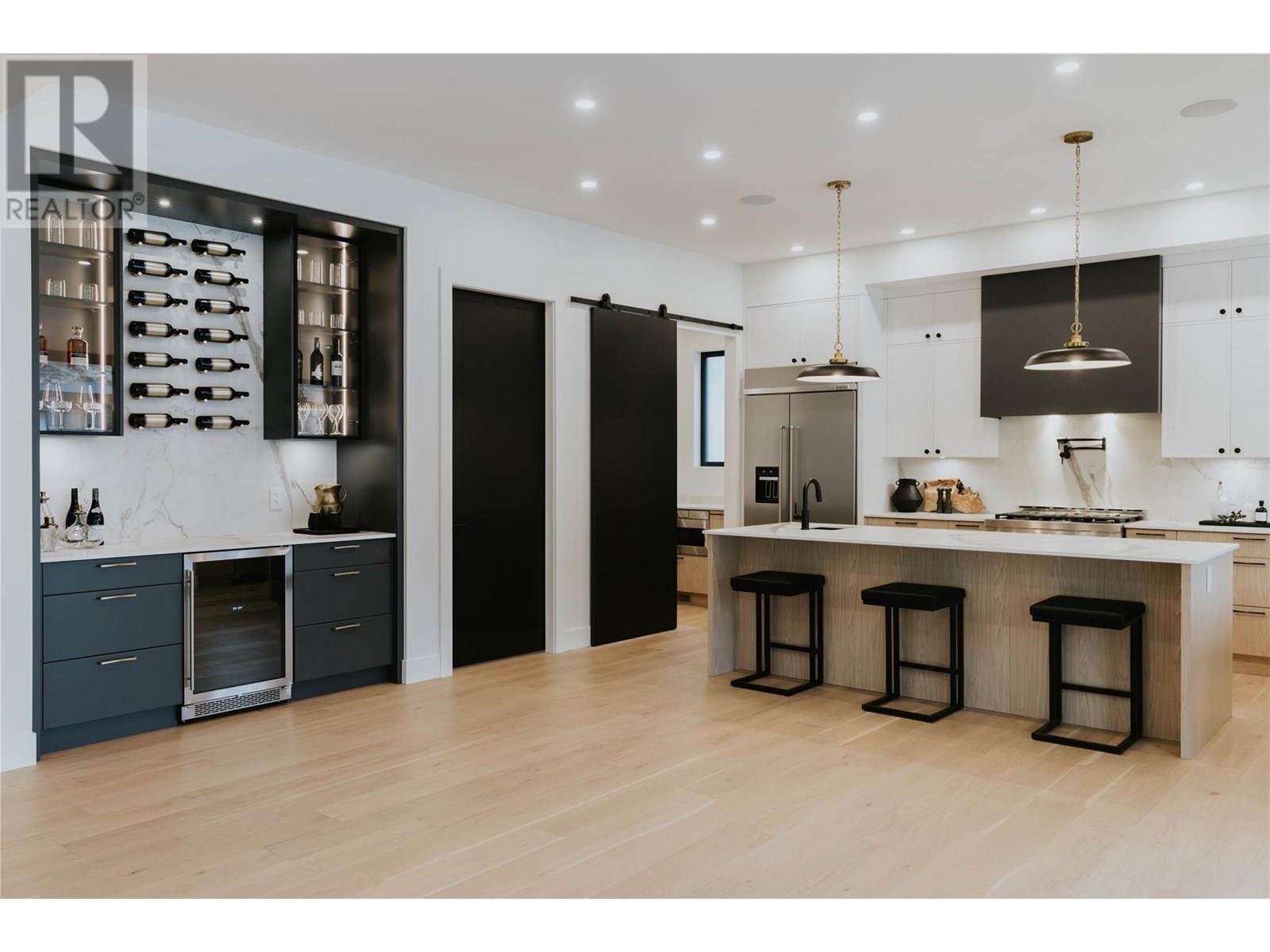 5533 Foothill Court, Kettle Valley, Kelowna  by McFadden Real Estate 5533 Foothill Court, Kettle Valley, Kelowna