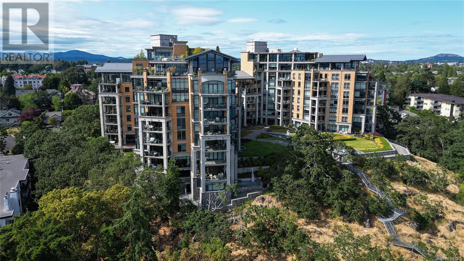 Property at 506 847 Dunsmuir Rd image 1
