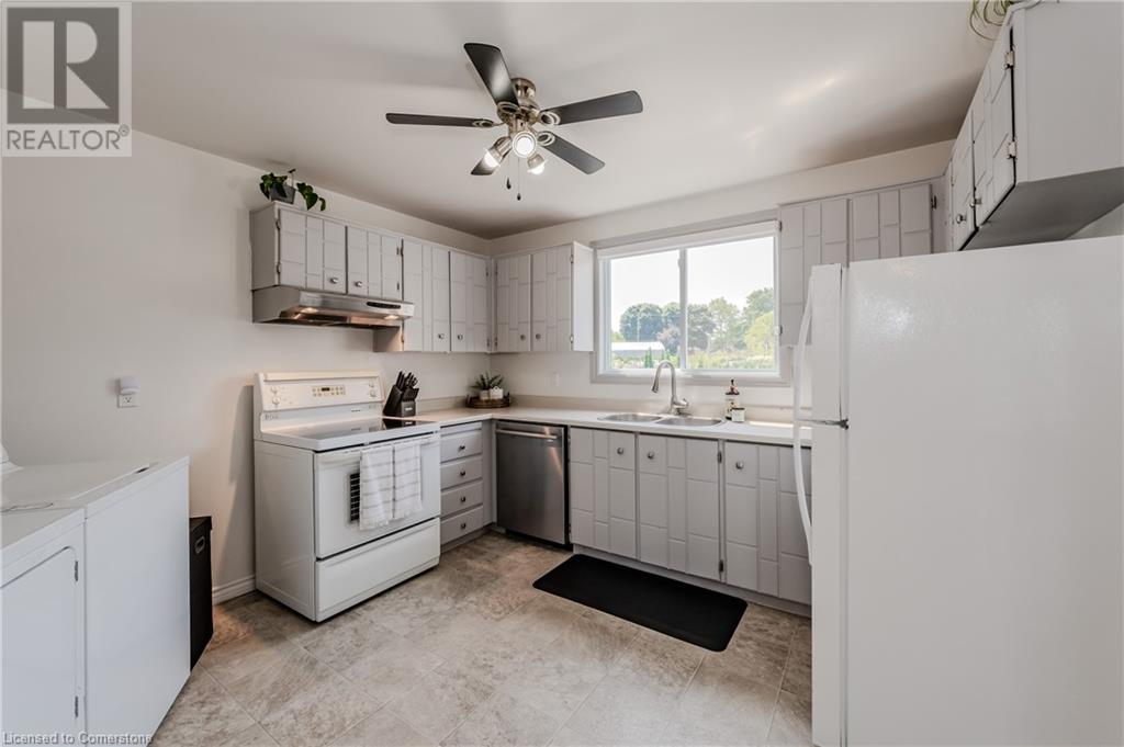 60 Elmsdale Drive Unit# 35, Kitchener, Ontario  N2E 2G4 - Photo 12 - 40743351