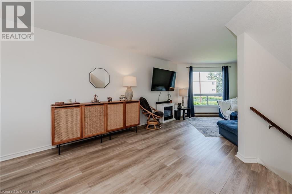 60 Elmsdale Drive Unit# 35, Kitchener, Ontario  N2E 2G4 - Photo 6 - 40743351