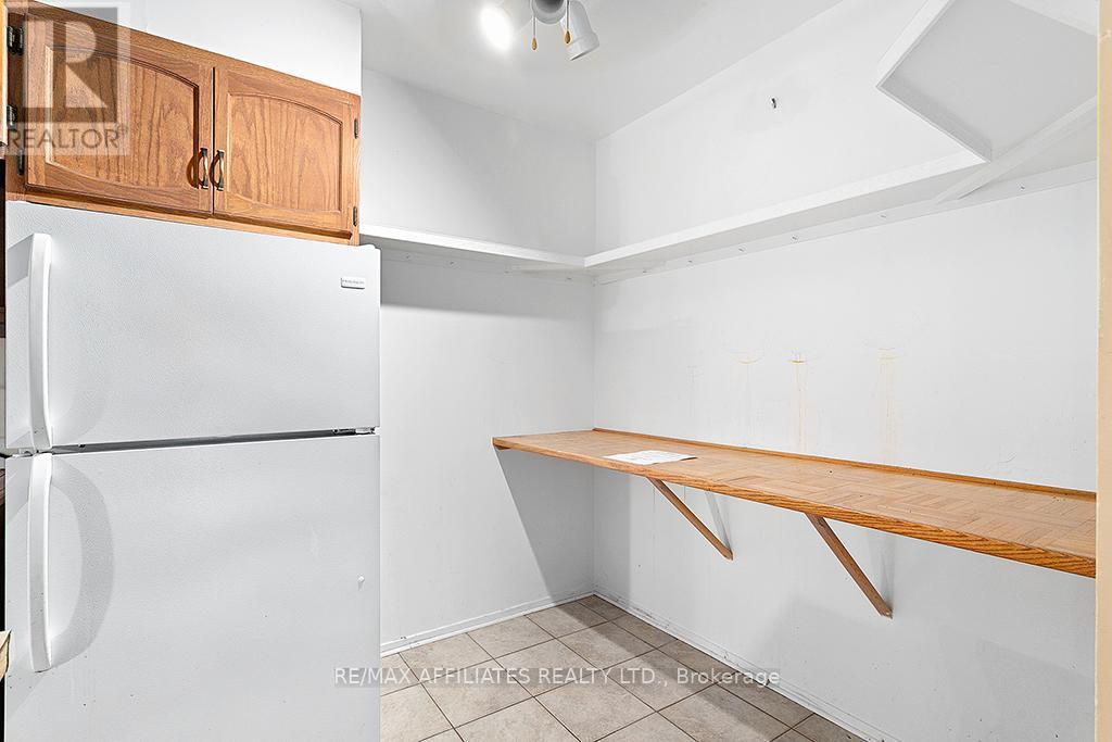 1911 Simard Drive, Ottawa, Ontario  K1C 3B9 - Photo 11 - X12232641