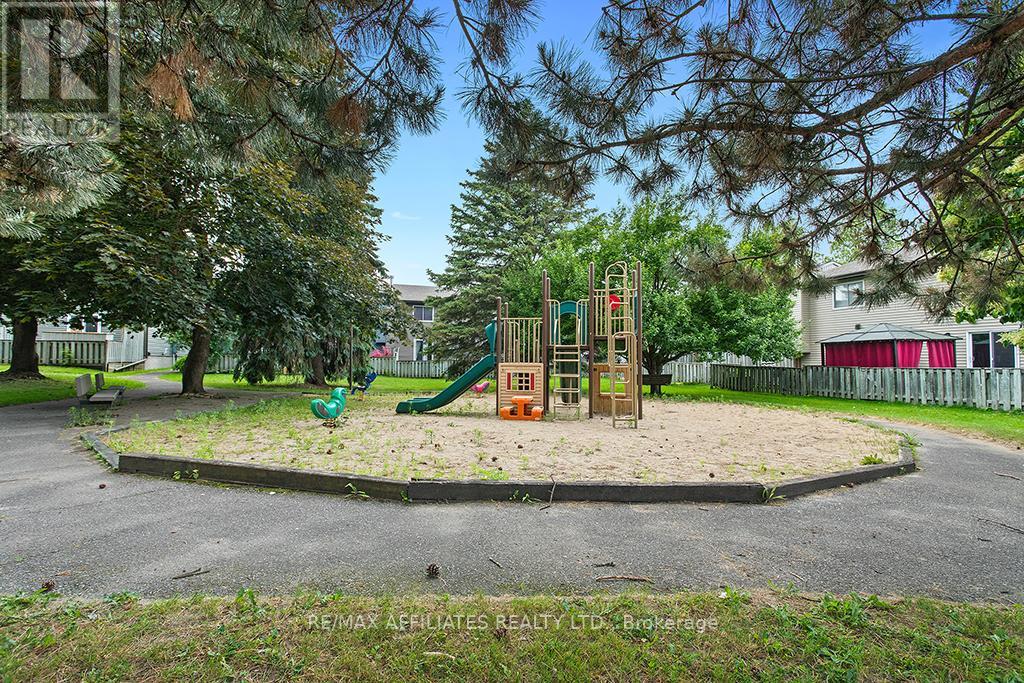 1911 Simard Drive, Ottawa, Ontario  K1C 3B9 - Photo 24 - X12232641