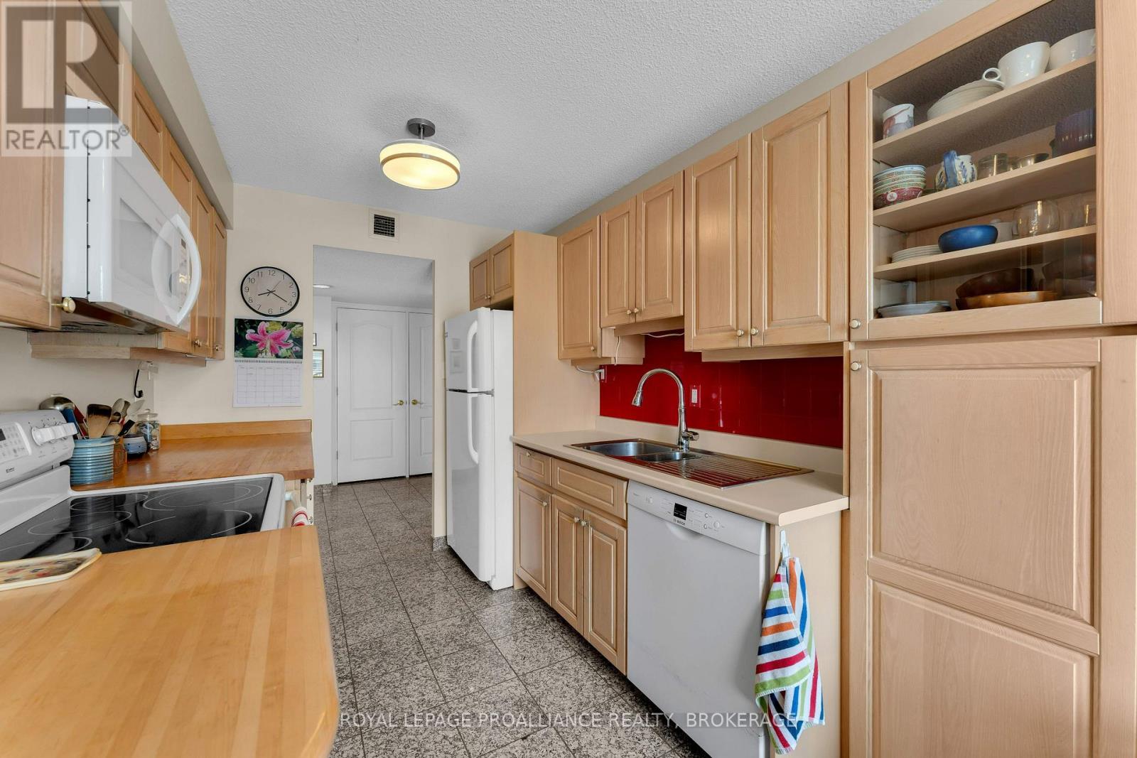 403 - 185 Ontario Street, Kingston, Ontario K7L 2Y7 - Photo 22 - X12235840