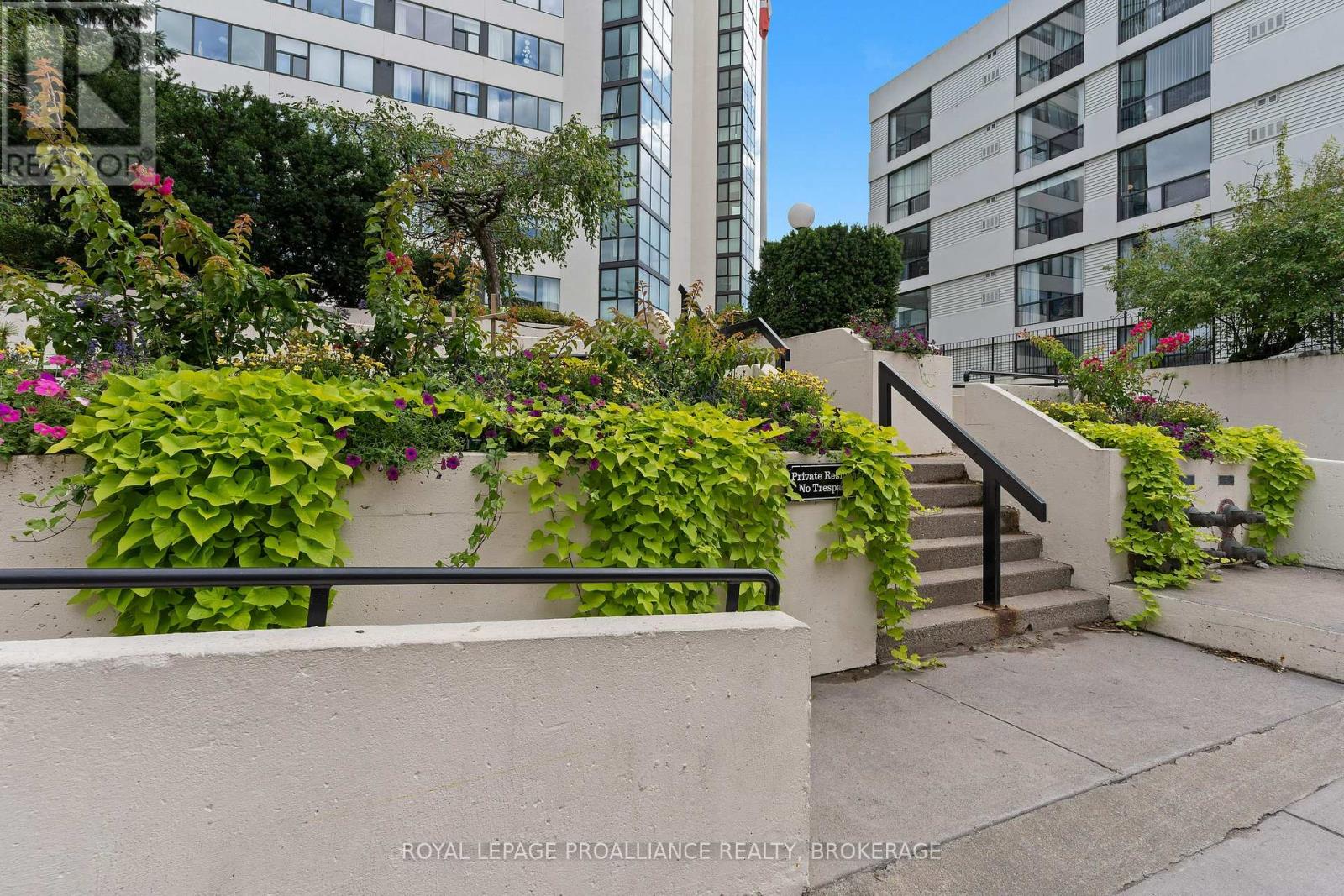 403 - 185 Ontario Street, Kingston, Ontario K7L 2Y7 - Photo 3 - X12235840