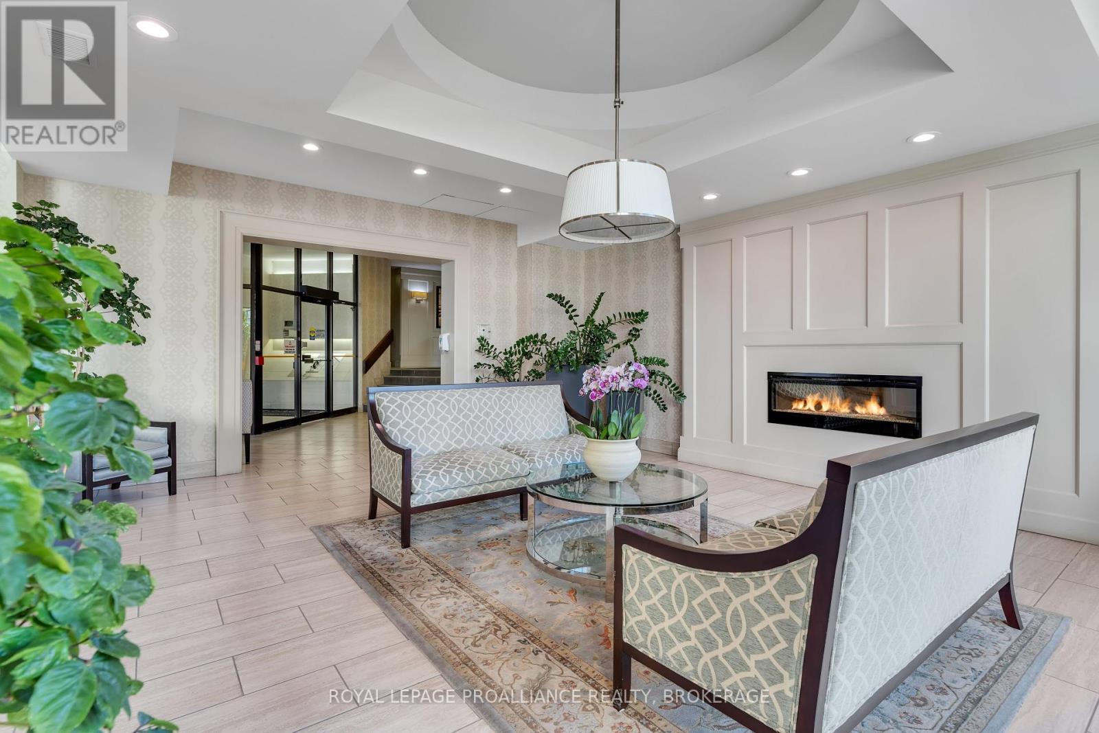 403 - 185 Ontario Street, Kingston, Ontario K7L 2Y7 - Photo 7 - X12235840