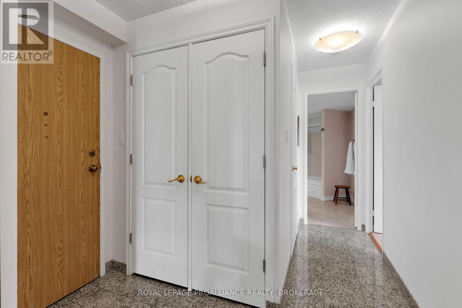 403 - 185 Ontario Street, Kingston, Ontario K7L 2Y7 - Photo 8 - X12235840