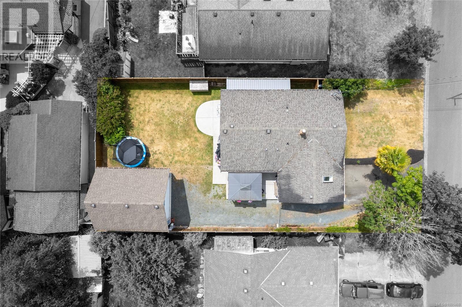 Property at 660 Phillips St image 3