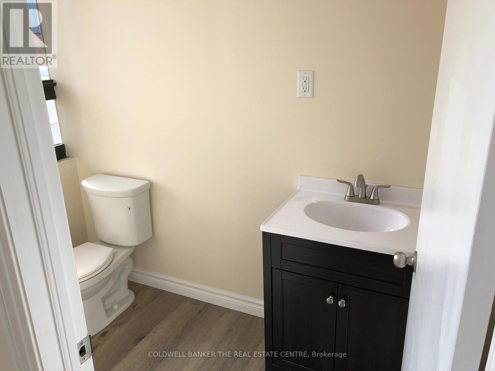 16/17 - 17075 Leslie Street, Newmarket, Ontario  L3Y 8E1 - Photo 10 - N12231144