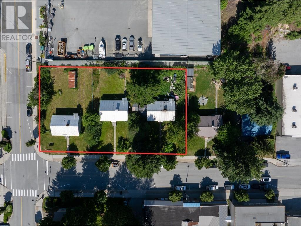 7421 Prospect Street, Pemberton, British Columbia  V0N 2L0 - Photo 2 - C8070179