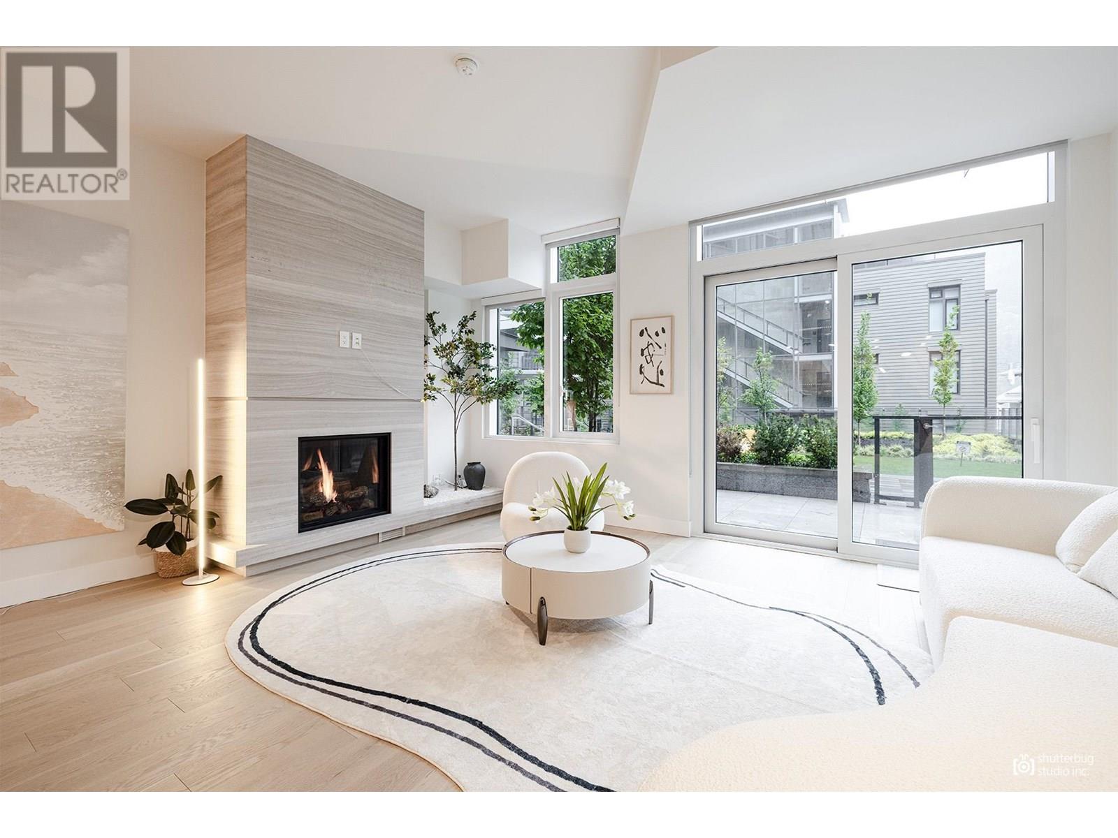 Listing Picture 4 of 26 : 104 6687 NELSON AVENUE, Vancouver / 溫哥華 - 魯藝地產 Yvonne Lu Group - MLS Medallion Club Member