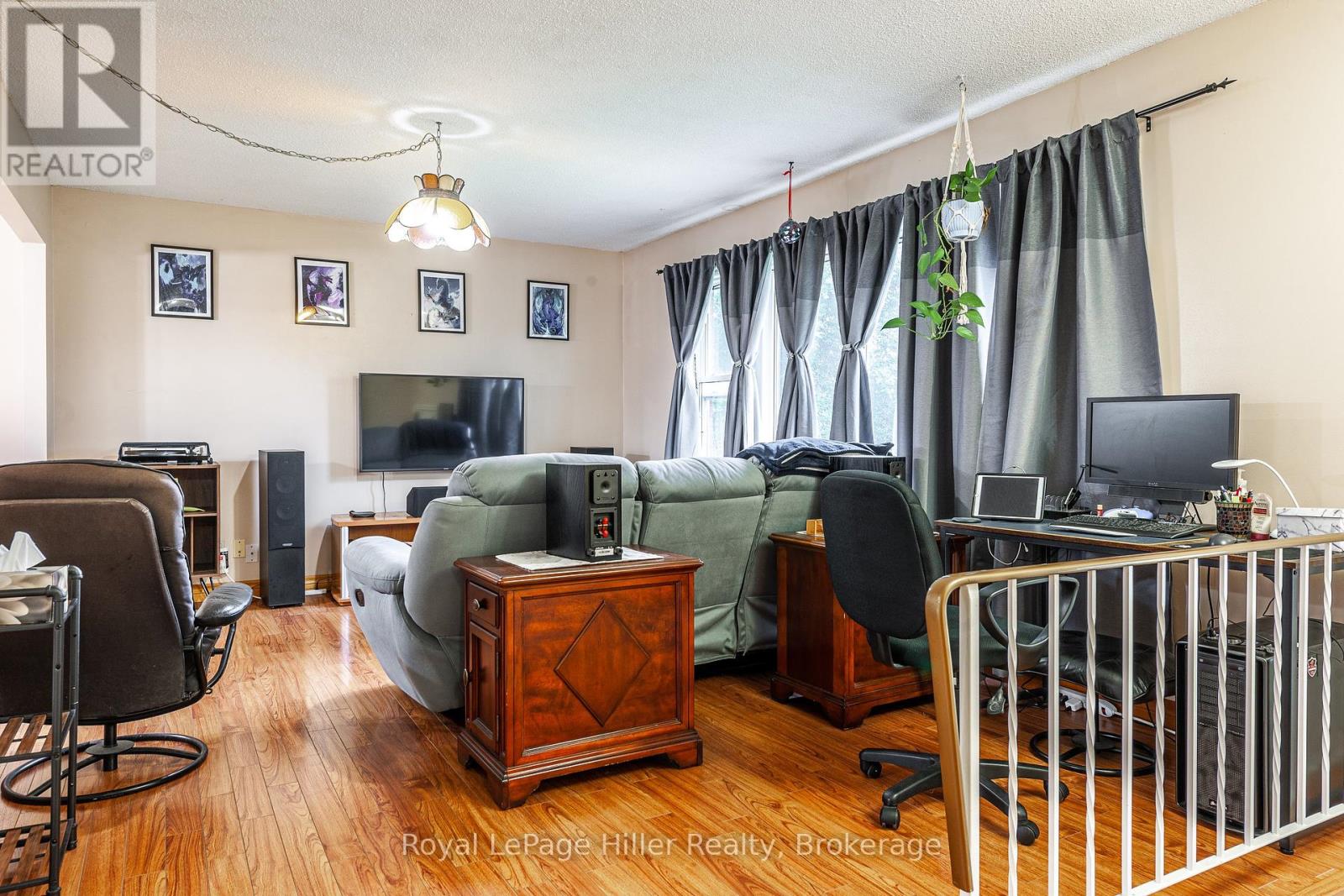 Property at 292 MAPLE AVENUE image 5