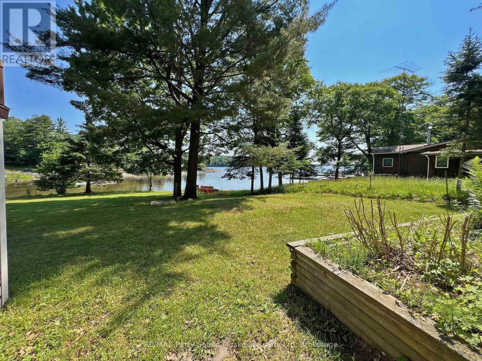10 Pine Valley Drive, Carling, Ontario  P0G 1G0 - Photo 47 - X12235933