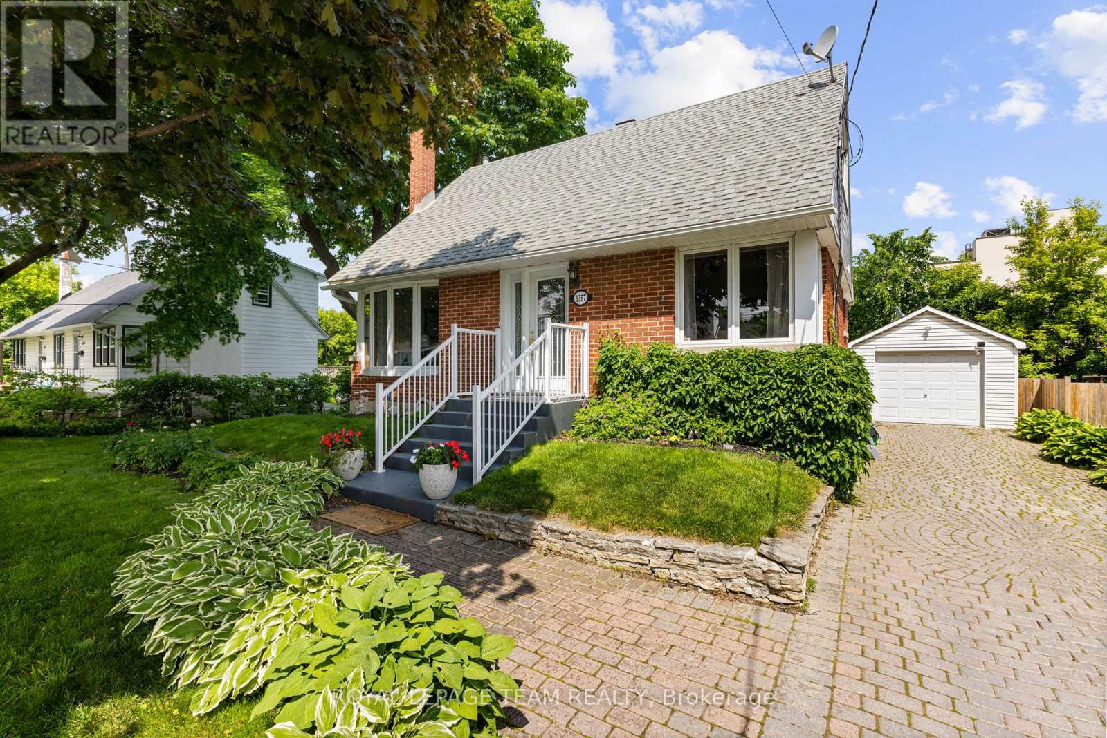 Property at 1357 THAMES STREET image 2