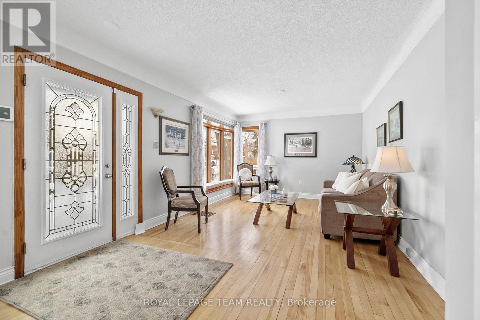 Property at 1357 THAMES STREET image 3
