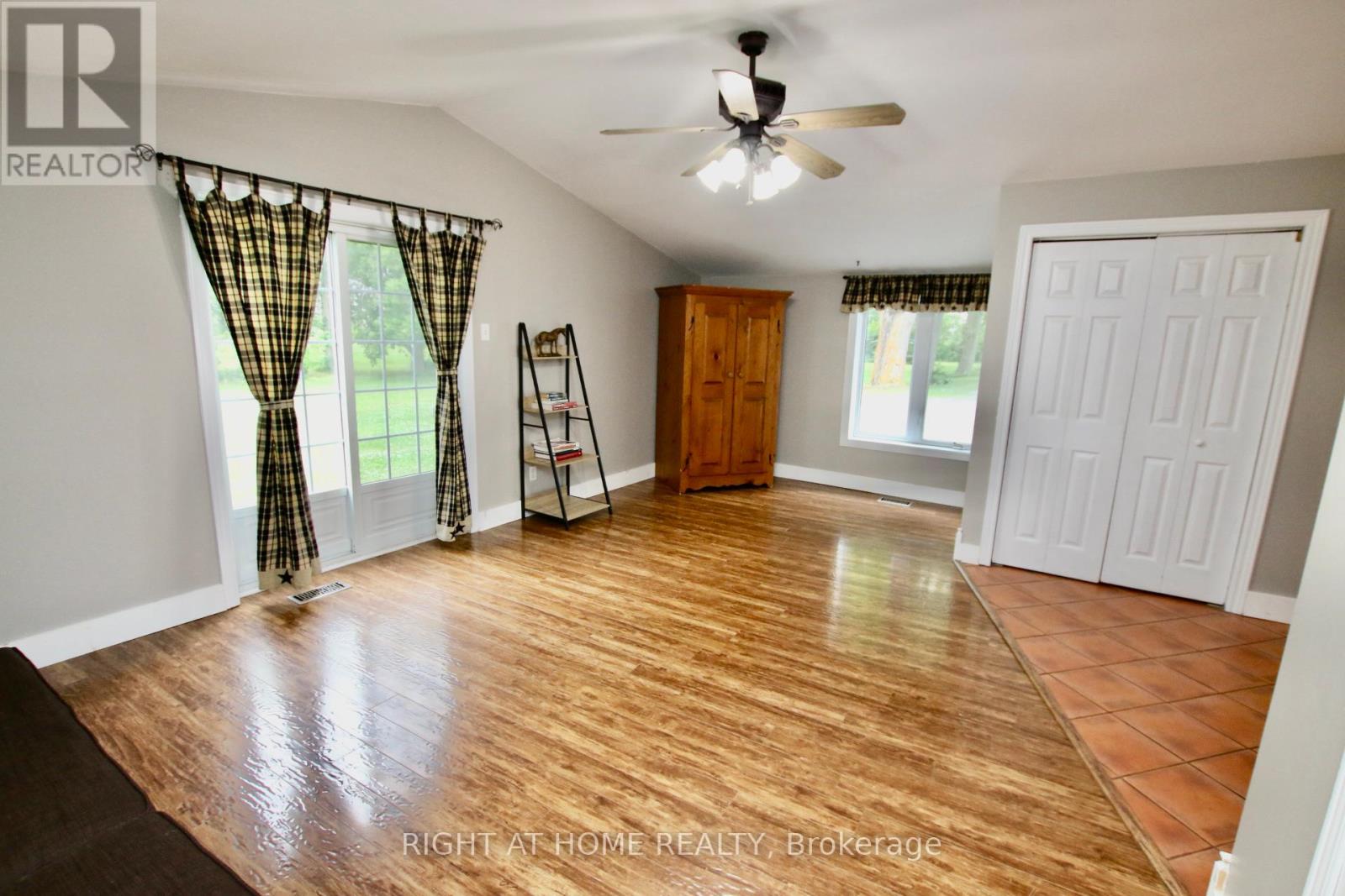 13928 Connaught Road S, North Dundas, Ontario  K0C 1H0 - Photo 10 - X12235911