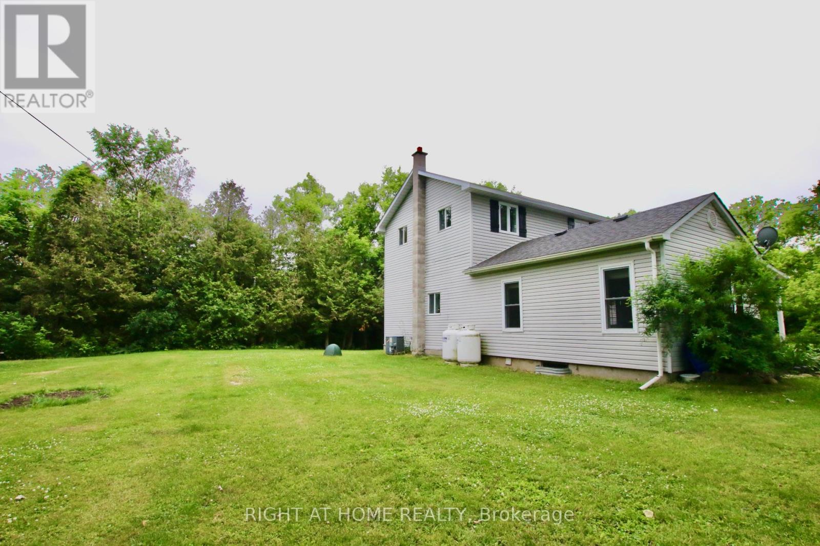 13928 Connaught Road S, North Dundas, Ontario  K0C 1H0 - Photo 32 - X12235911