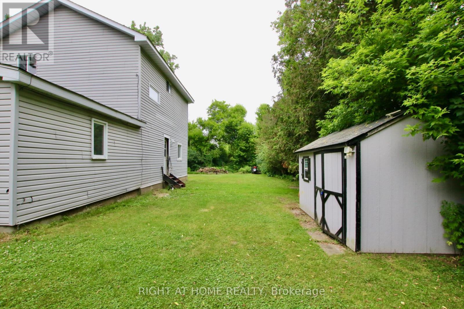 13928 Connaught Road S, North Dundas, Ontario  K0C 1H0 - Photo 33 - X12235911