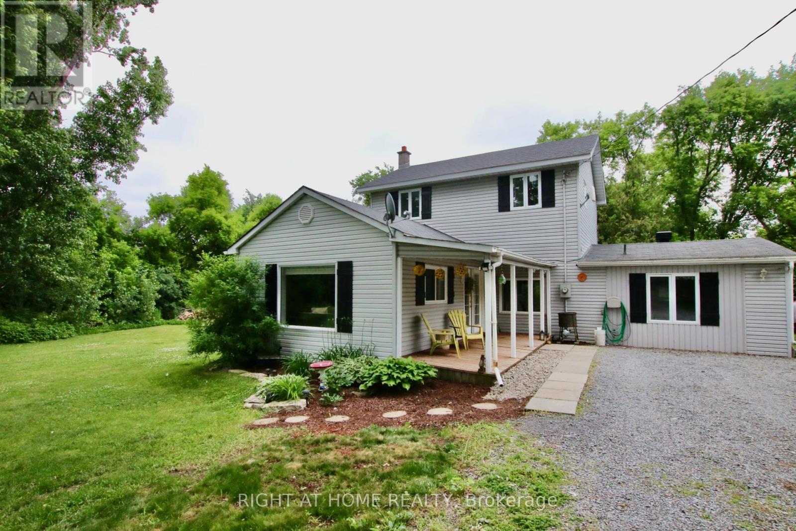 13928 Connaught Road S, North Dundas, Ontario  K0C 1H0 - Photo 4 - X12235911