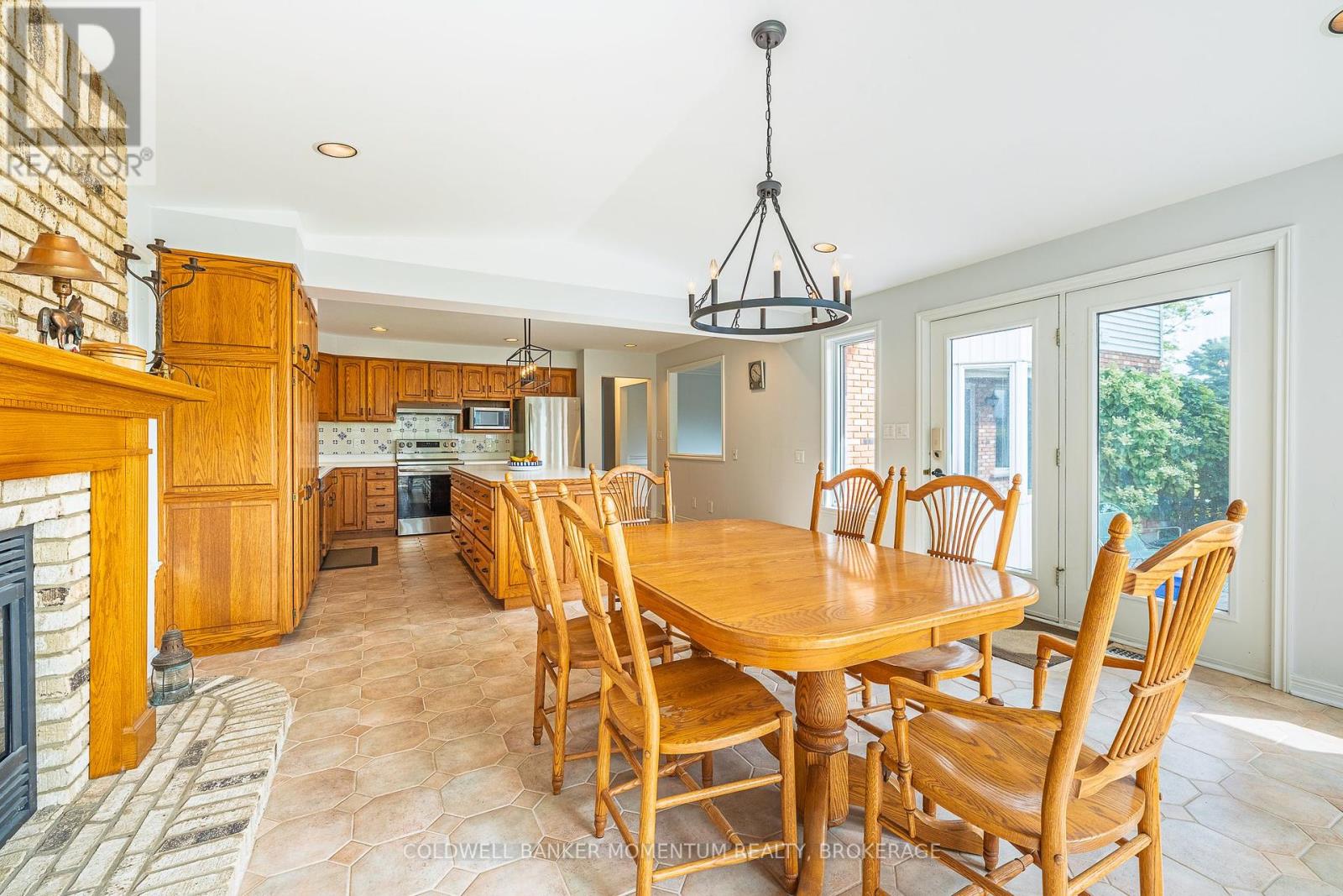 2115 Creek Road, Niagara-On-The-Lake, Ontario  L0S 1J0 - Photo 17 - X12235825