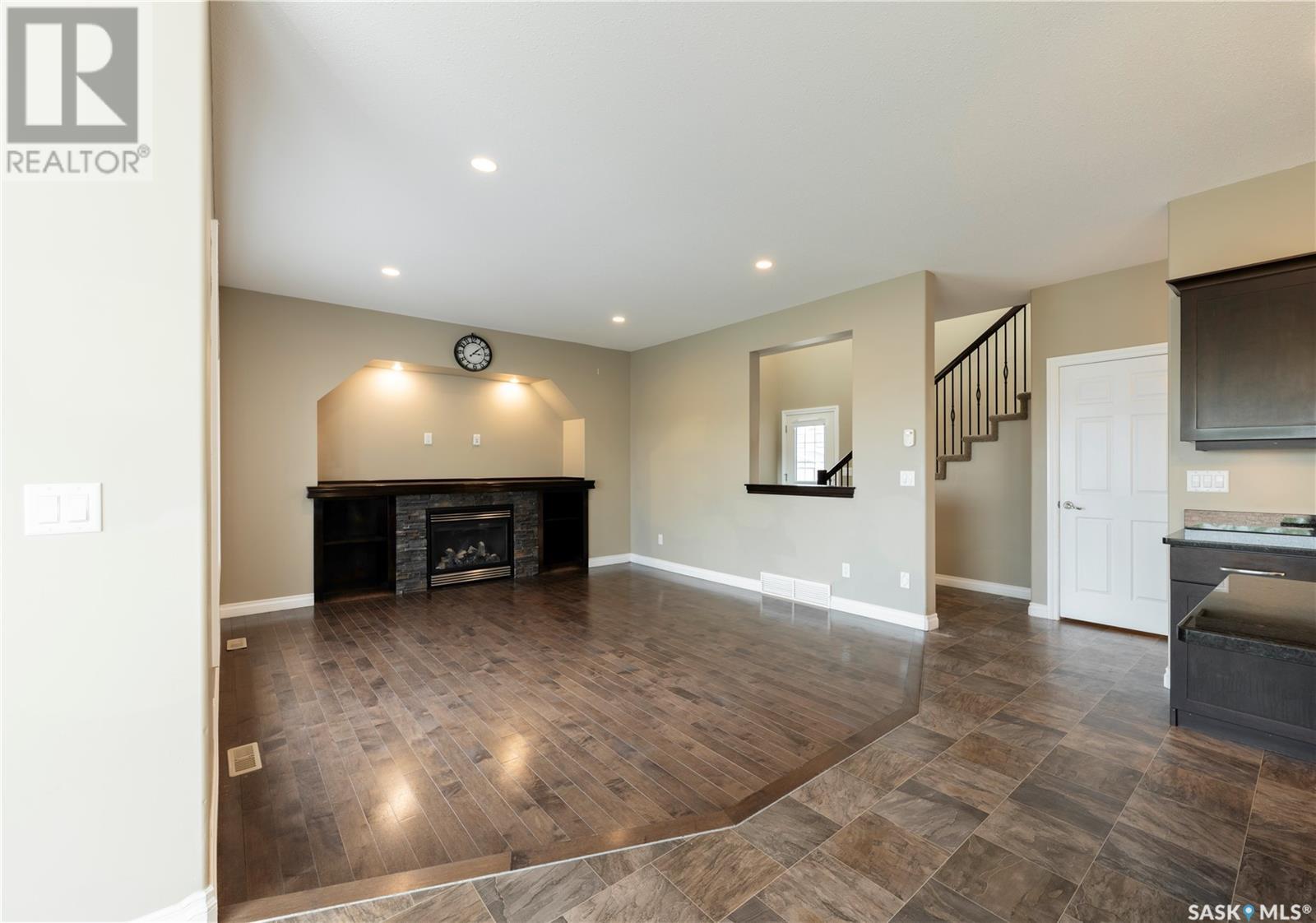 Property at 5145 Canuck CRESCENT image 5