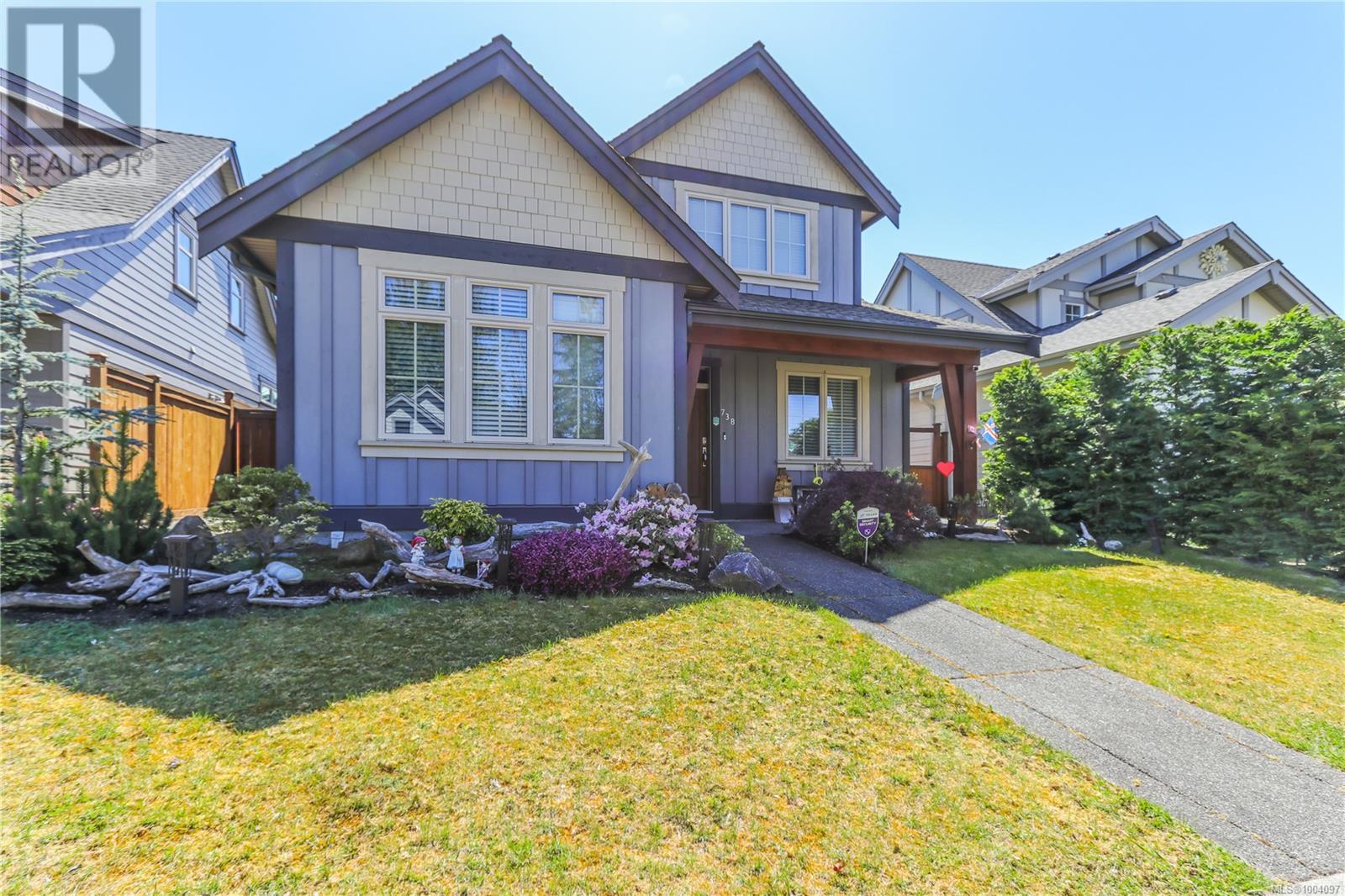 Property at 738 West Ridge Way image 1