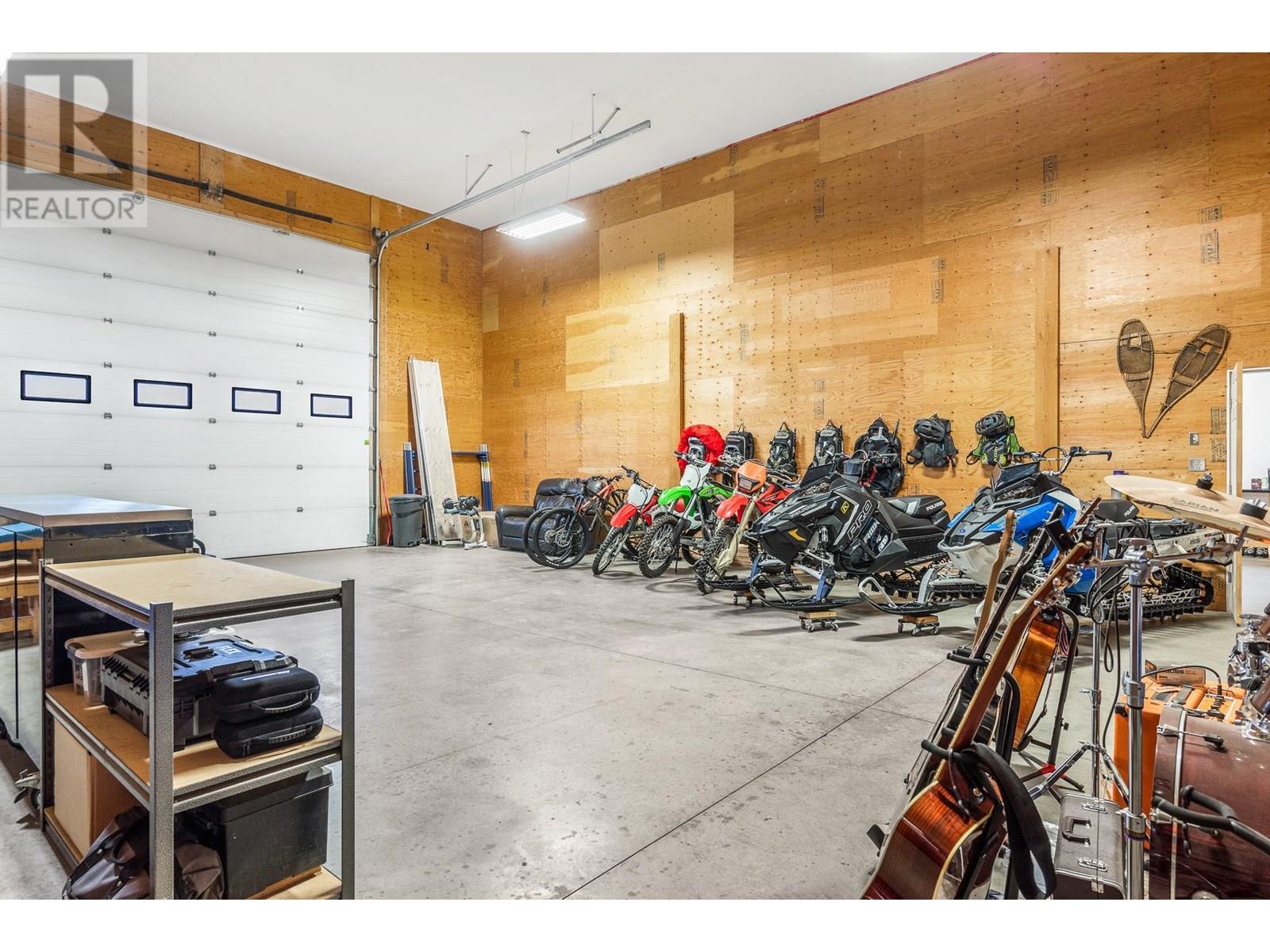 5393 East Vernon Road, Vernon, British Columbia  V1B 3J7 - Photo 61 - 10352939