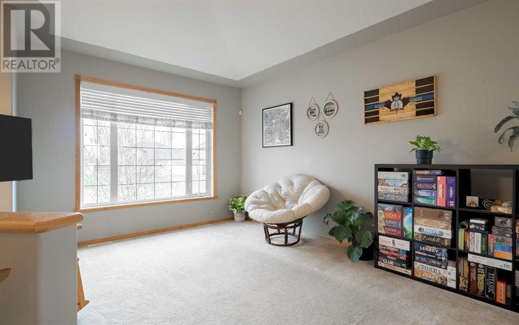 Property at 230 Meadowbrook Drive image 3