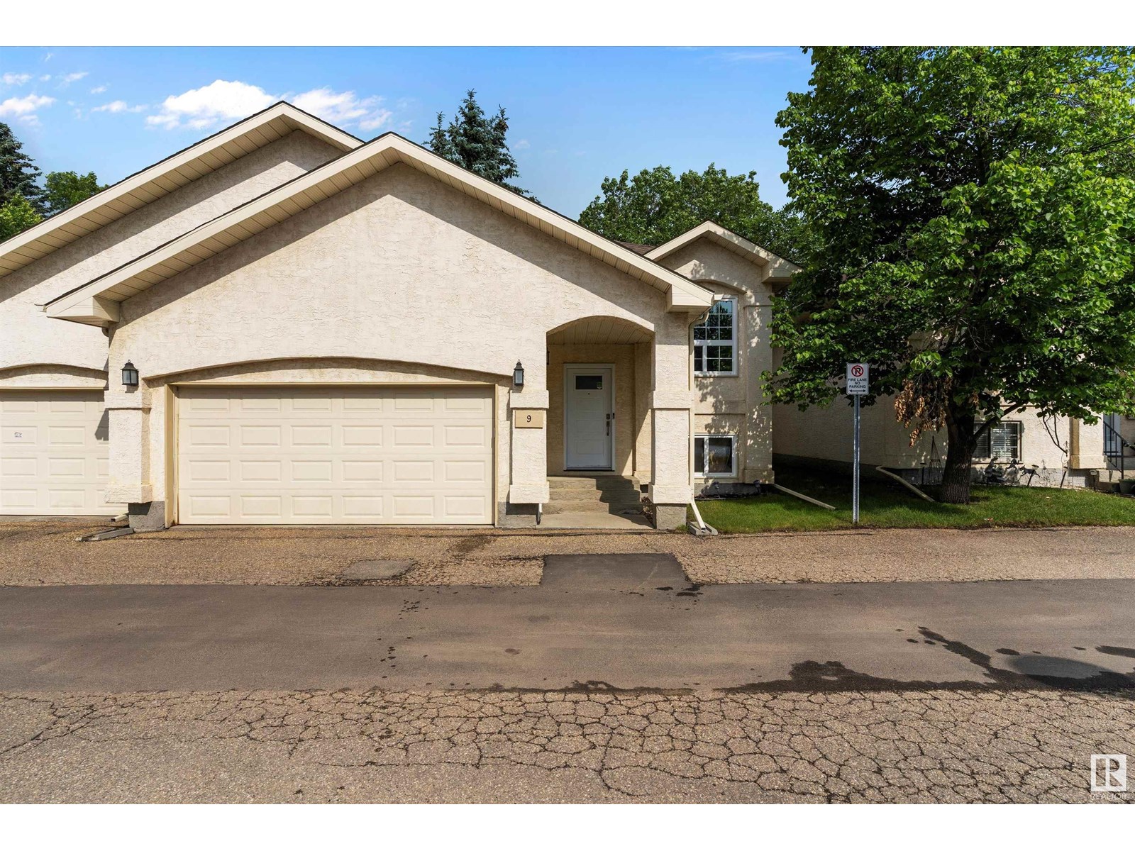 Property at #9 4630 17 AV NW image 2