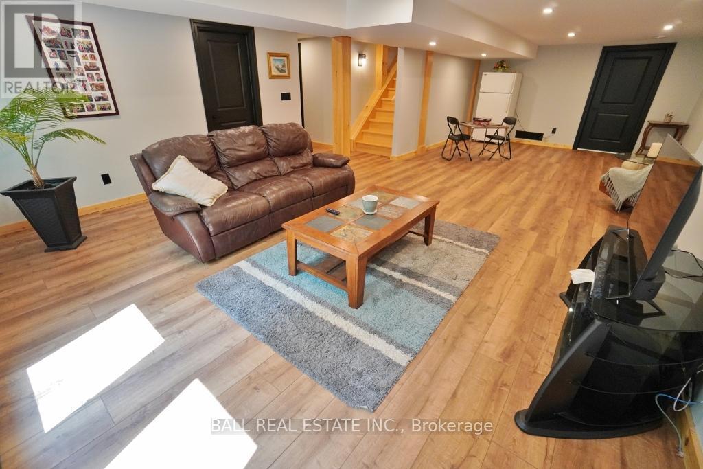 41 Arthur Street, Hastings Highlands (Mcclure Ward), Ontario  K0L 2K0 - Photo 40 - X12236040