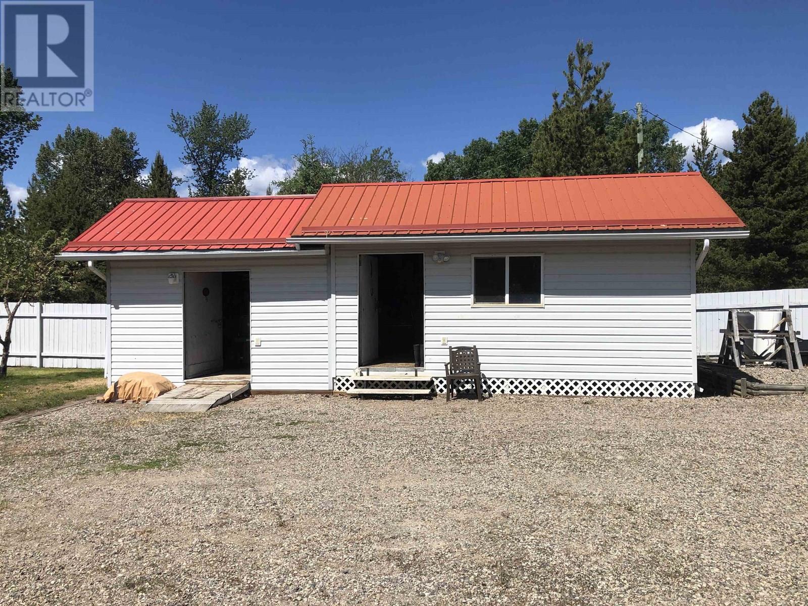 7013 Peterson Road, Fraser Lake, British Columbia  V0J 1S0 - Photo 30 - R3018065