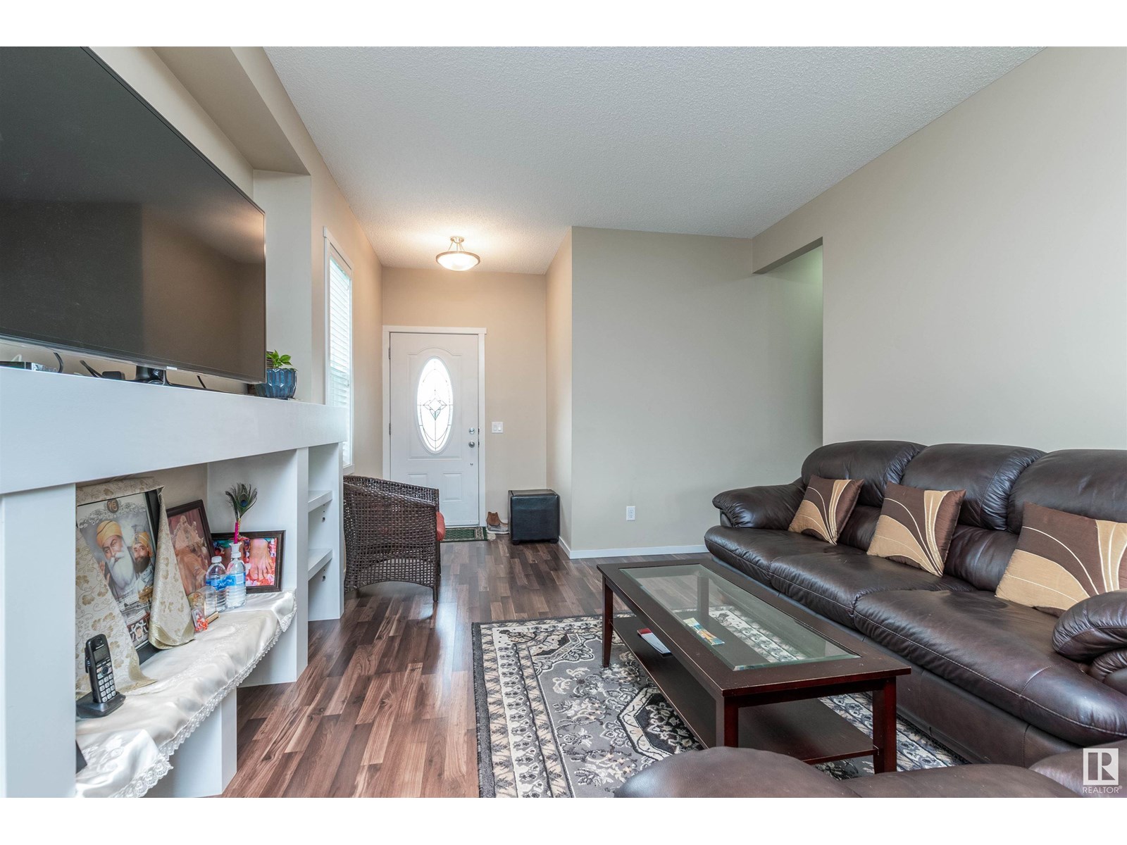 Property at 7526 ELLESMERE WY image 4
