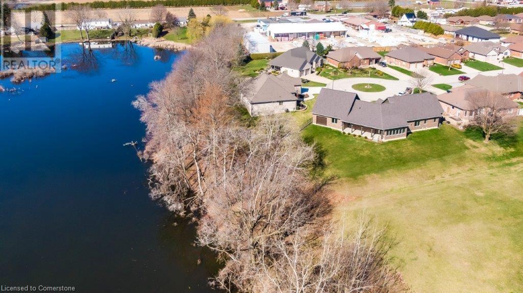 Property at 35 VIOLA Court image 5